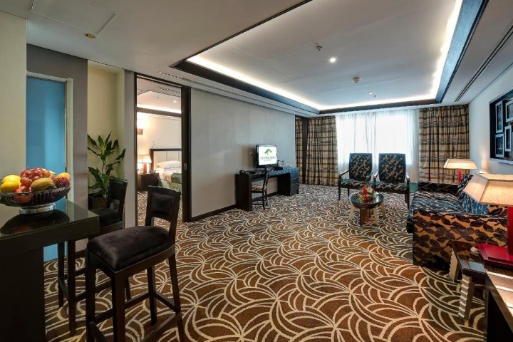 Deluxe Room Near Rais Shopping Centre By Luxury Bookings 9 Luxury Bookings