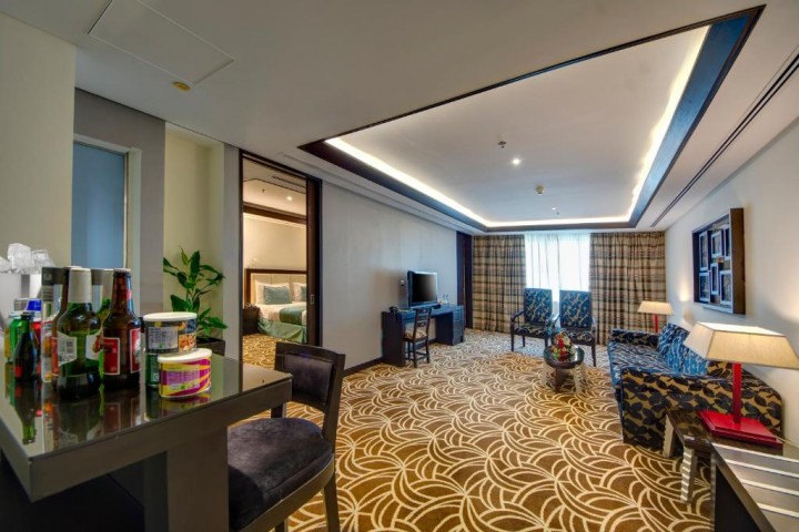 Suite Room Near Rais Shopping Centre By Luxury Bookings 1 Luxury Bookings