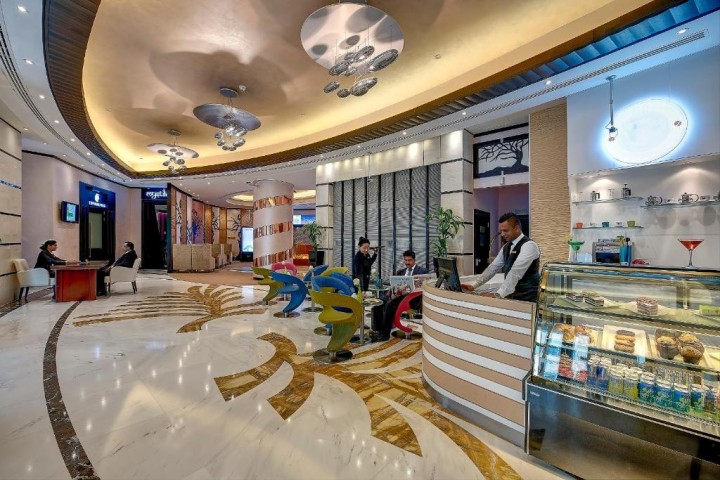Suite Room Near Rais Shopping Centre By Luxury Bookings 12 Luxury Bookings