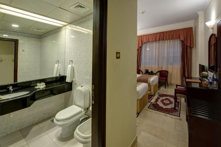 Standard Room Near Kadooli Supermarket By Luxury Bookings 3 Luxury Bookings