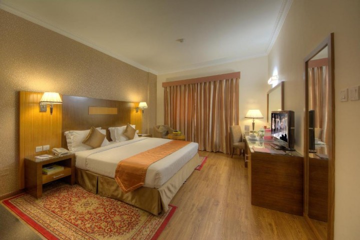 Suite Room Near Talal Supermarket By Luxury Bookings 3 Luxury Bookings