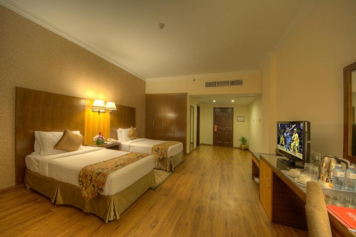 Suite Room Near Talal Supermarket By Luxury Bookings 11 Luxury Bookings