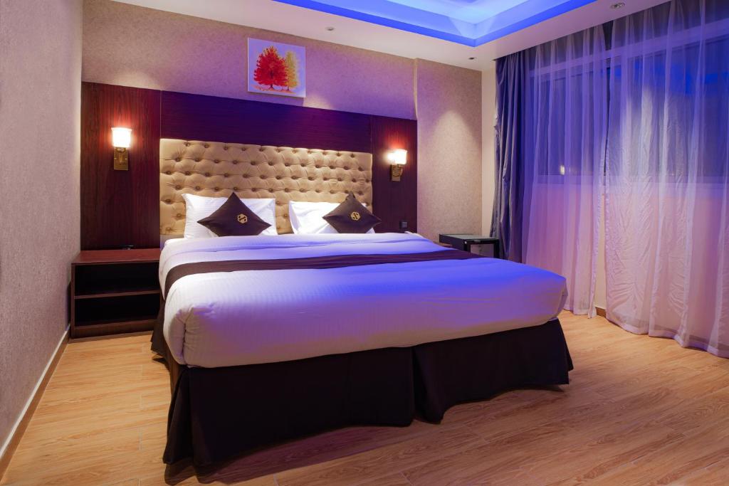 Standard Room Near Reef Mall By Luxury Bookings Luxury Bookings