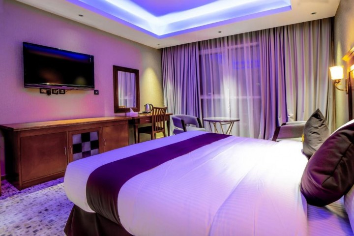 Standard Room Near Reef Mall By Luxury Bookings 5 Luxury Bookings