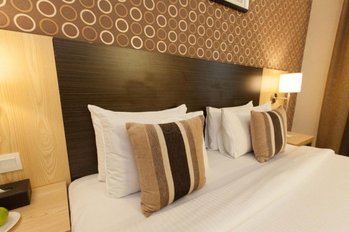 Standard Room Near Desi Junction By Luxury Bookings 0 Luxury Bookings