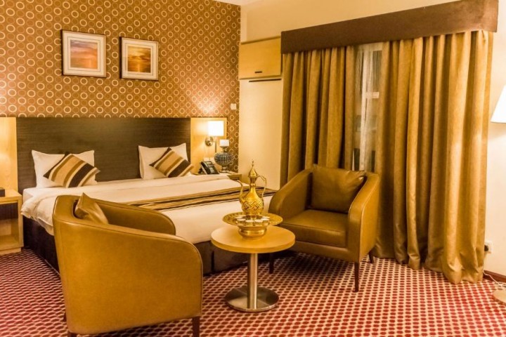 Standard Room Near Desi Junction By Luxury Bookings 6 Luxury Bookings