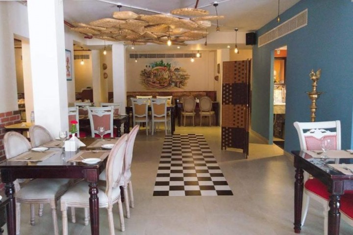 Standard Room Near Desi Junction By Luxury Bookings 14 Luxury Bookings