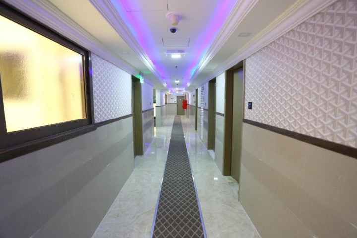 Standard Room Near Baniyas Metro By Luxury Bookings 11 Luxury Bookings