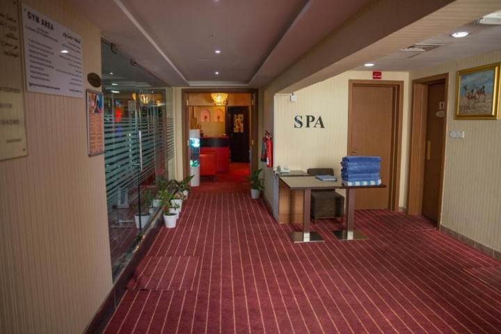 Executive Suite Near Carry Food Supermarket By Luxury Bookings 6 Luxury Bookings