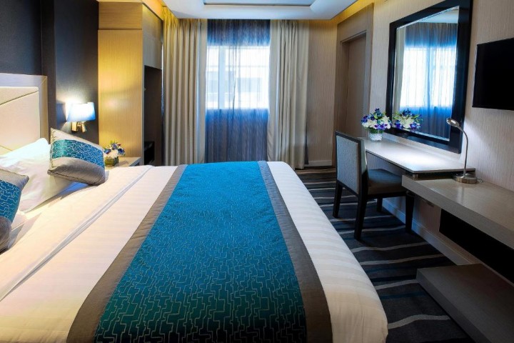 Standard Room Near Al Rigga Metro By Luxury Bookings AB 4 Luxury Bookings