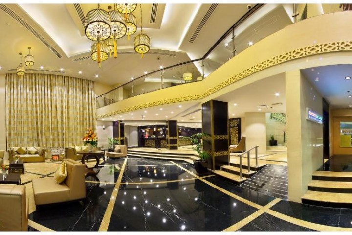 Deluxe Room Near New Jashan Mall By Luxury Bookings 13 Luxury Bookings