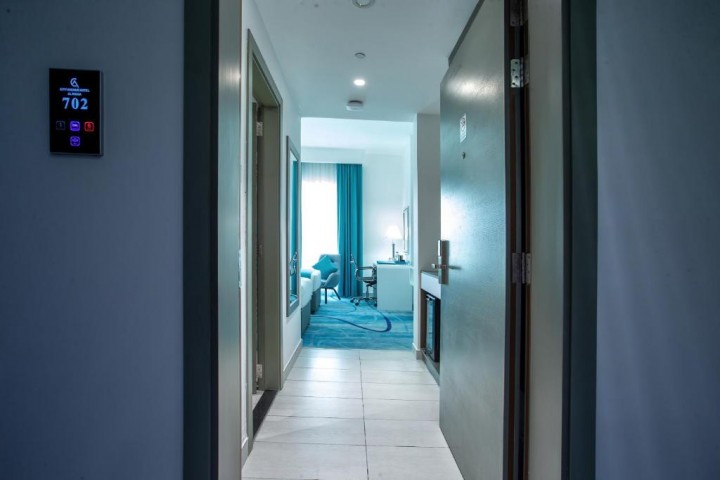 Standard Room Near Lulu Centre Deira By Luxury Bookings AC 1 Luxury Bookings