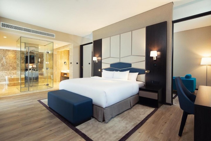Deluxe Room Near Fili Cafe Jvt By Luxury Bookings 8 Luxury Bookings