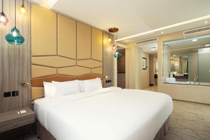 Deluxe Room Near Fili Cafe Jvt By Luxury Bookings 10 Luxury Bookings