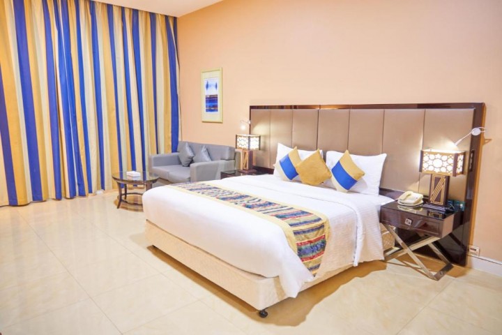 Deluxe Room Near Grand Barsha By Luxury Bookings AB 4 Luxury Bookings
