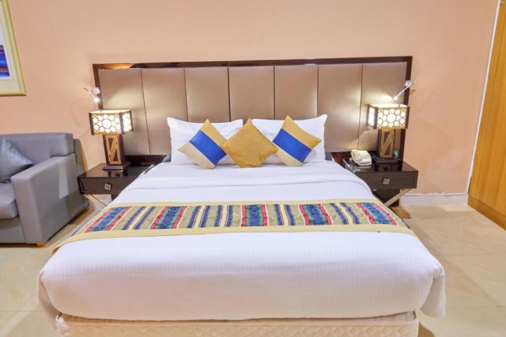 Deluxe Room Near Grand Barsha By Luxury Bookings AB 5 Luxury Bookings
