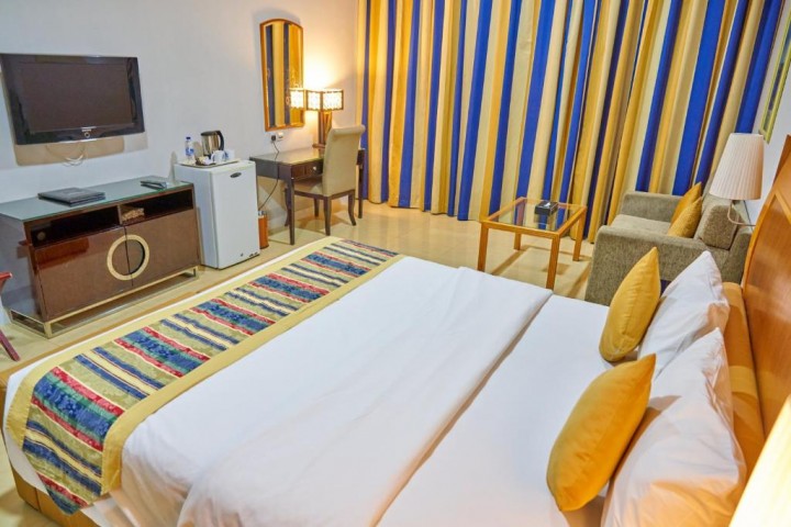 Deluxe Room Near Grand Barsha By Luxury Bookings AB 6 Luxury Bookings