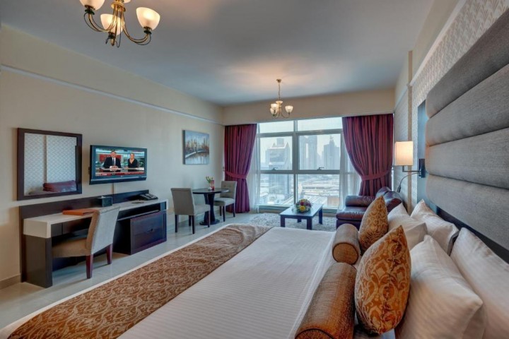 Studio Apartment Near Difc Metro By Luxury Bookings 24 Luxury Bookings