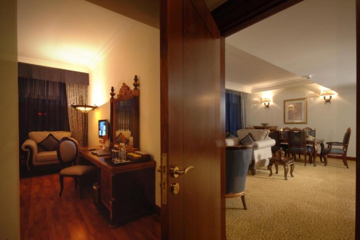 Premium One Bedroom Suite Near Dockland By Luxury Bookings 1 Luxury Bookings