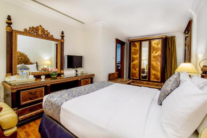 Premium One Bedroom Suite Near Dockland By Luxury Bookings 6 Luxury Bookings