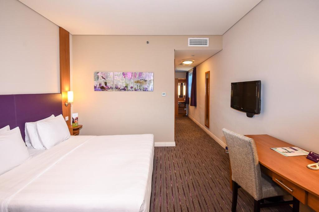 Double Room Near Aerosoft Residence By Luxury Bookings Luxury Bookings
