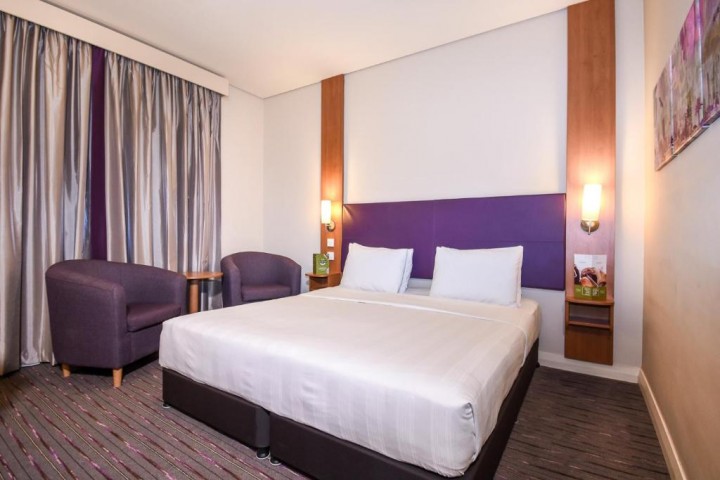 Double Room Near Aerosoft Residence By Luxury Bookings 4 Luxury Bookings