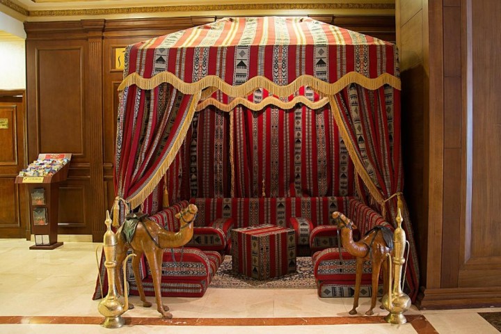 Superior Room Near Meena Bazar By Luxury Bookings 19 Luxury Bookings