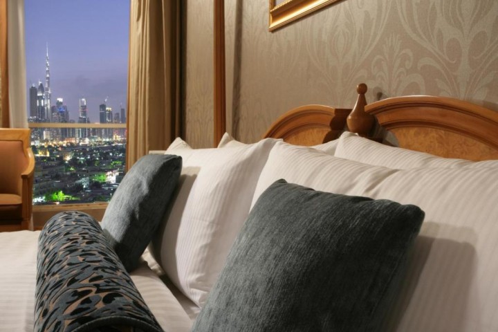 Suite Room Near Hanaa Center By Luxury Bookings 3 Luxury Bookings