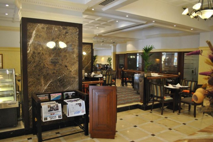 Suite Room Near Hanaa Center By Luxury Bookings 17 Luxury Bookings