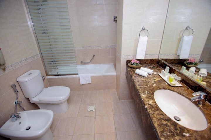 Studio Apartment Near Al Shamsi Building By Luxury Bookings 1 Luxury Bookings