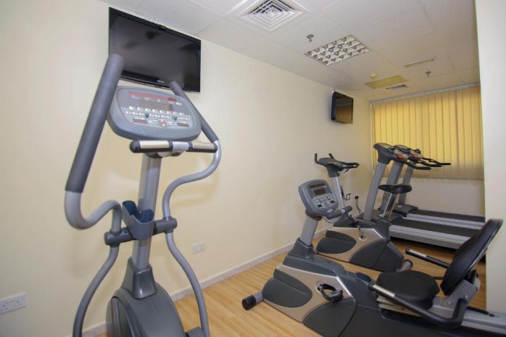 Studio Apartment Near Al Shamsi Building By Luxury Bookings 4 Luxury Bookings