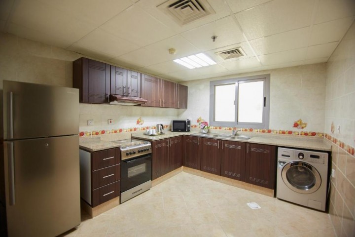 One Bedroom Apartment Near Al Shamsi Building By Luxury Bookings 14 Luxury Bookings