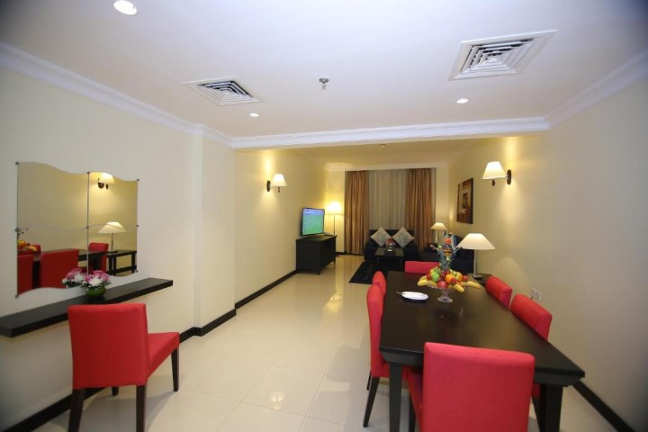 Three Bedroom Apartment Near Al Shamsi Building By Luxury Bookings 4 Luxury Bookings