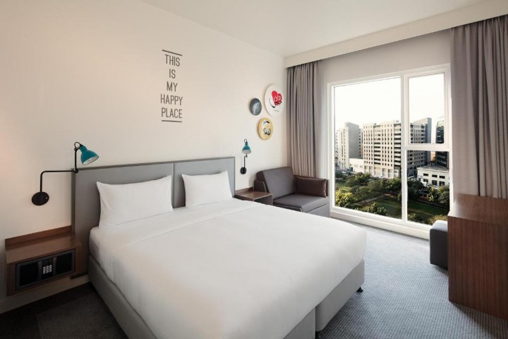 Standard Room Near Etisalat Port Saeed Office By Luxury Bookings 0 Luxury Bookings