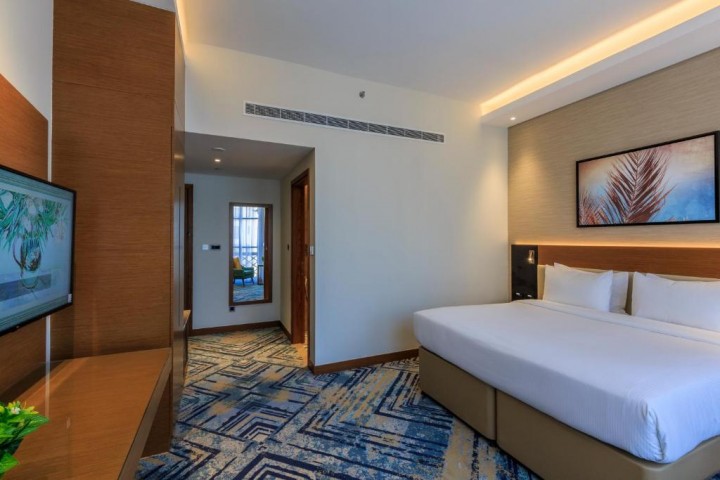 Executive Room Near Mini Mart Zahra By Luxury Bookings 1 Luxury Bookings