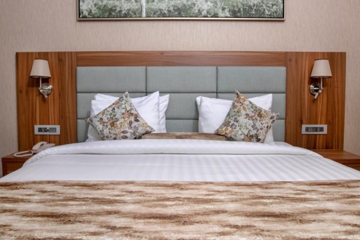 Deluxe Room Near Citi Mart Supermarket By Luxury Bookings 0 Luxury Bookings