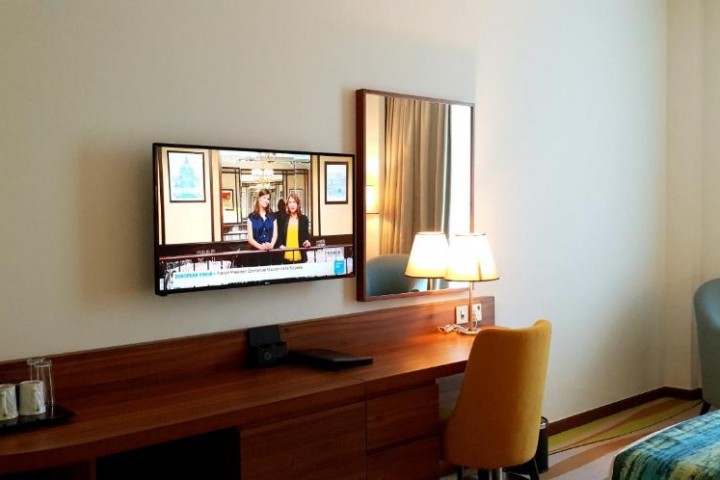 Deluxe Room Near Citi Mart Supermarket By Luxury Bookings 8 Luxury Bookings