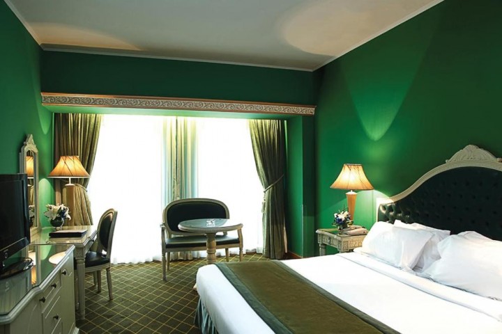 Standard Room Near Al Masood Tower By Luxury Bookings 1 Luxury Bookings