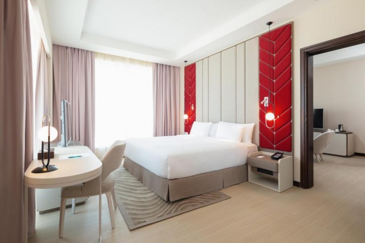 Deluxe Suite Near Souk Al Jaddaf By Luxury Bookings 0 Luxury Bookings