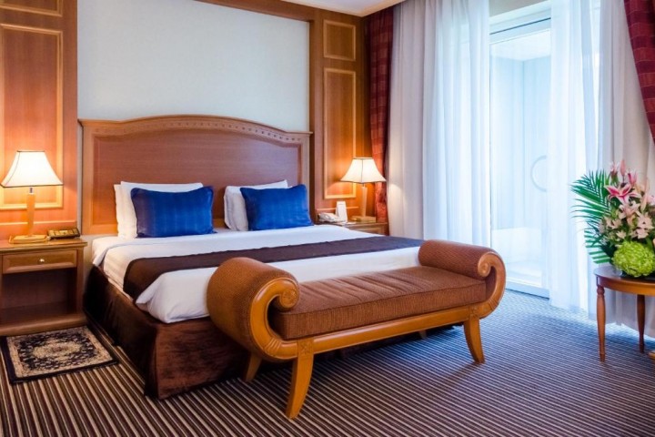 Suite Room Near Al Rigga Metro By Luxury Bookings 3 Luxury Bookings