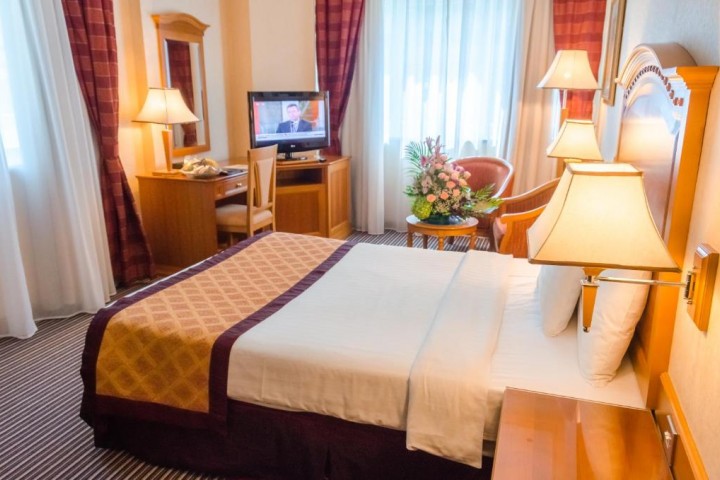 Suite Room Near Al Rigga Metro By Luxury Bookings 7 Luxury Bookings