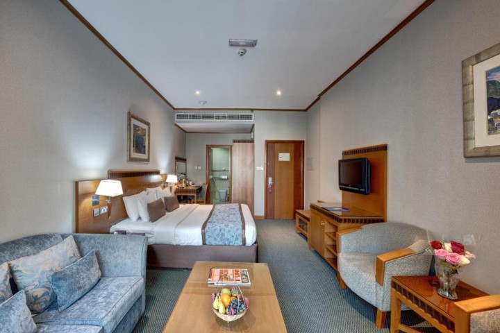 One Bedroom Suite Near Mashreq Metro By Luxury Bookings 8 Luxury Bookings