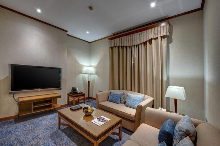 One Bedroom Suite Near Mashreq Metro By Luxury Bookings 10 Luxury Bookings