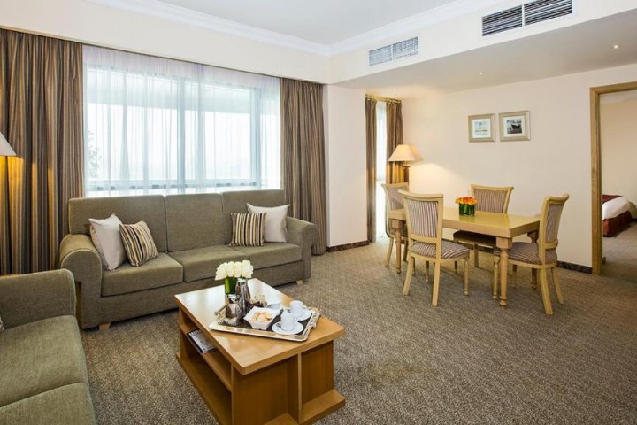 Suite Room Near Port Saeed Plaza By Luxury Bookings 1 Luxury Bookings