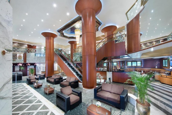 Double Room Near Meena Bazaar By Luxury Bookings AB 12 Luxury Bookings
