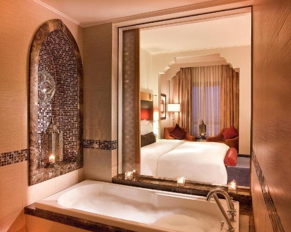 Deluxe Room Near Ibn Battuta Mall By Luxury Bookings 19 Luxury Bookings