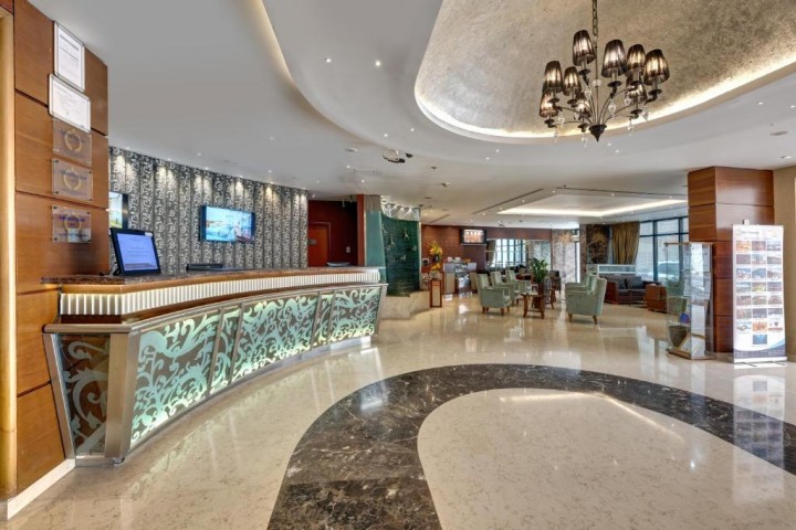 Standard Room Near Mashreq Metro By Luxury Bookings 8 Luxury Bookings