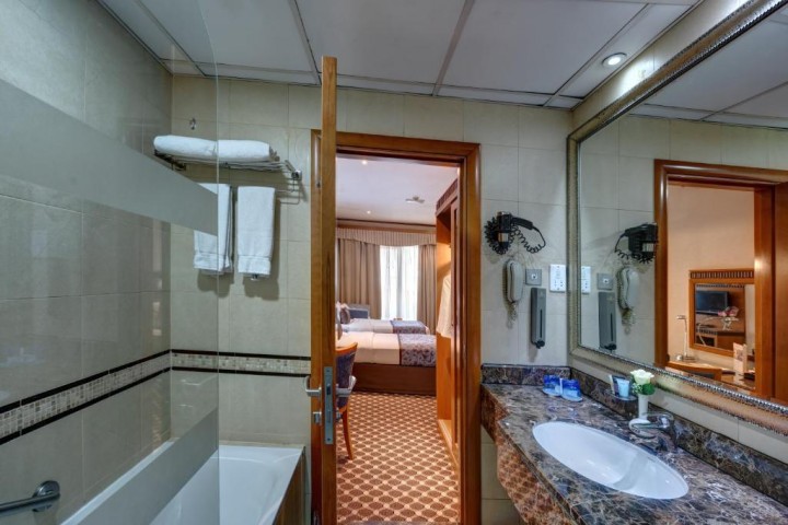 Standard Room Near Mashreq Metro By Luxury Bookings 11 Luxury Bookings