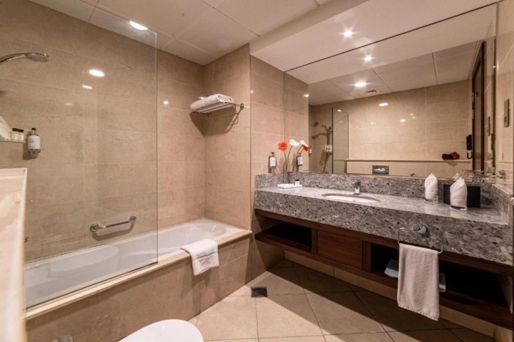 Studio Apartment near Al Jaddaf Metro By Luxury Bookings AC 1 Luxury Bookings