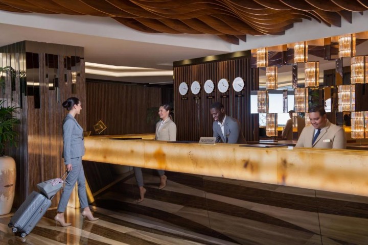 Deluxe Room Near Mayfair Tower Business Bay By Luxury Bookings 7 Luxury Bookings